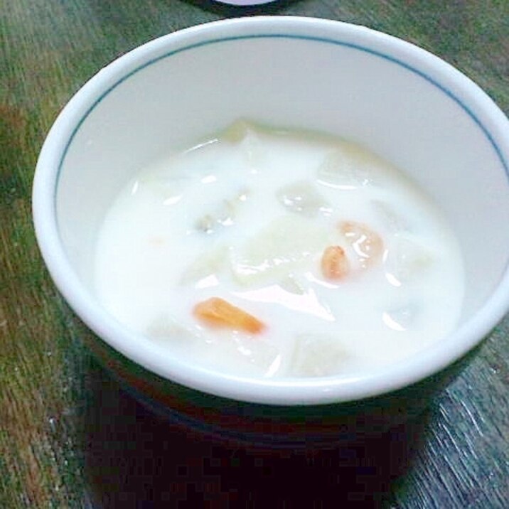 冬瓜の牛乳スープ
